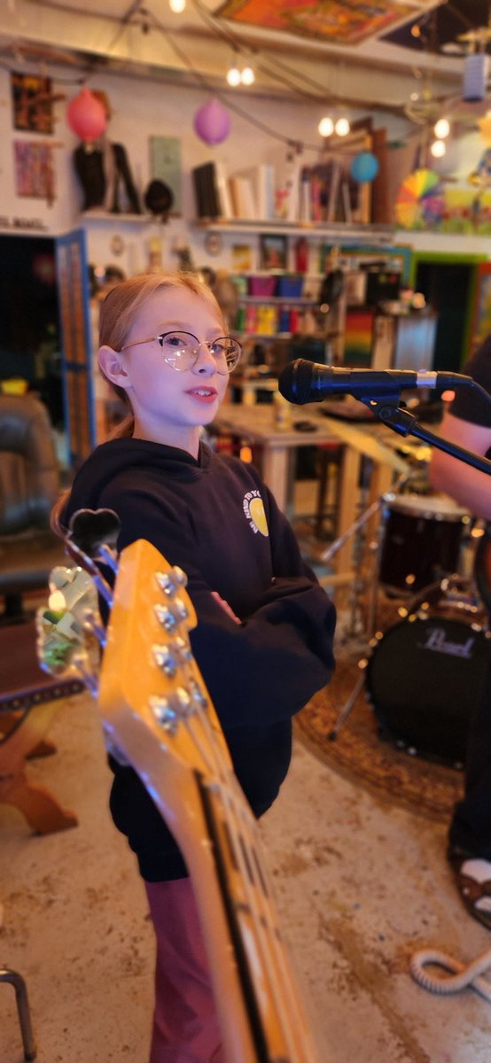 Do you even Jam Night bro?  <a href="/Boho_Studio/">RobsBohoStudio</a> #playmusic #livemusic #jammin