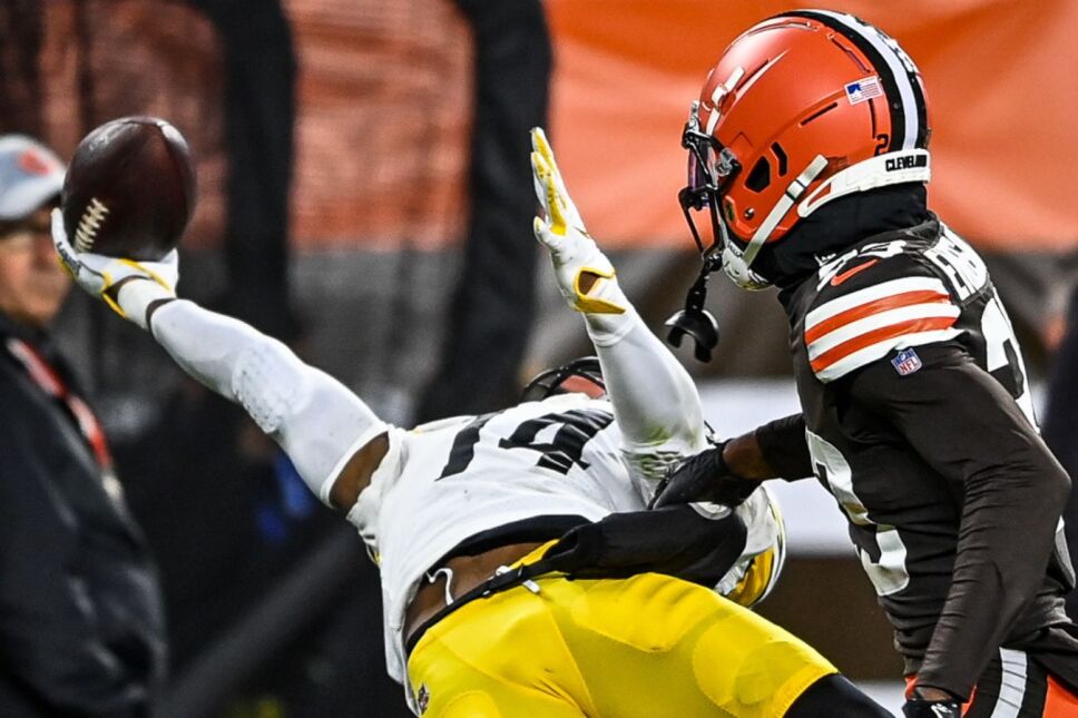 DevnChanceF's tweet photo. Use this thread as a public apology center for calling George Pickens over-hyped 🫡 #NFLTwitter https://t.co/dzHuC4UBWX