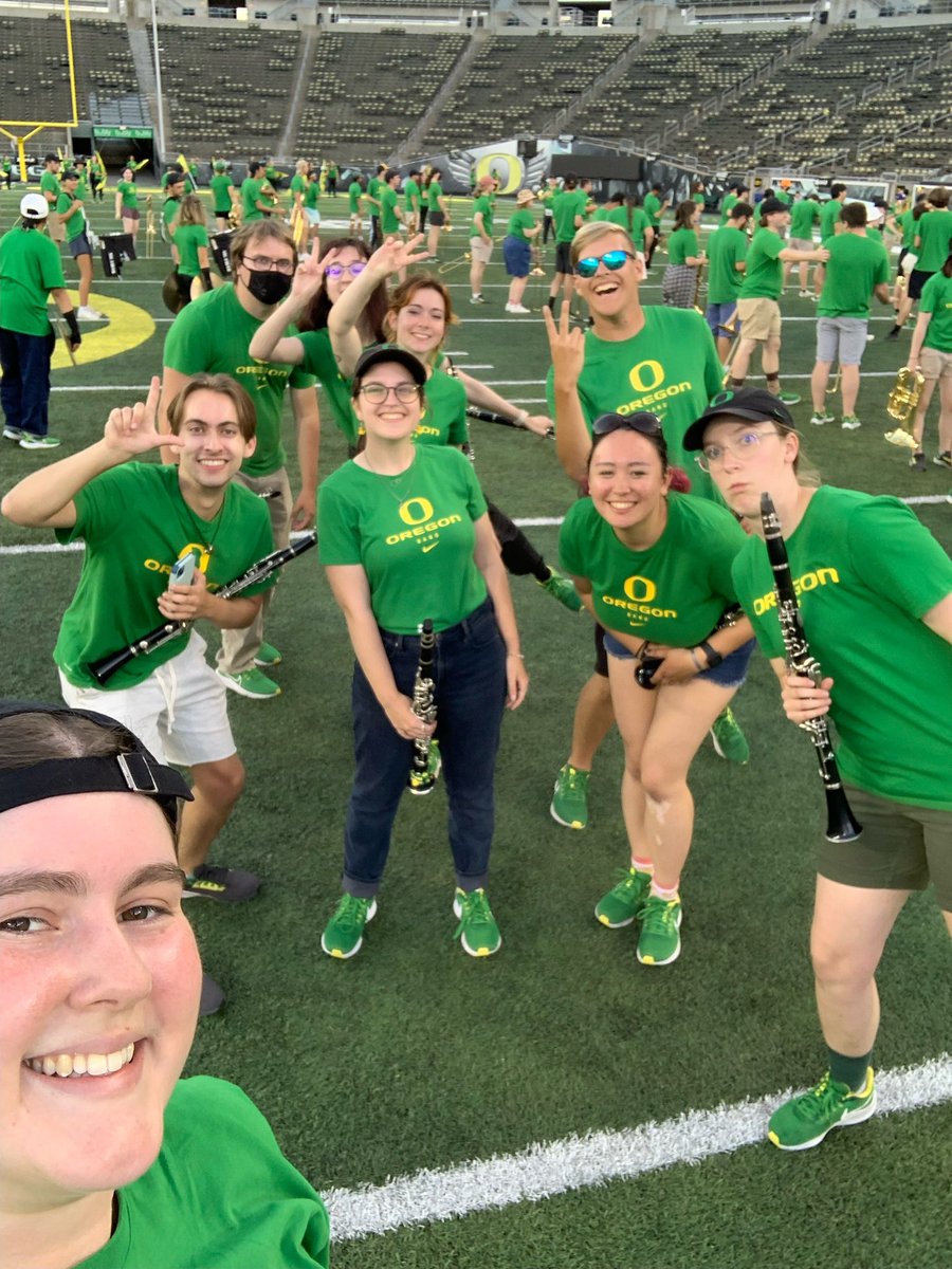uoclarinets's tweet photo. clarinets are the best section in omb!! #hellouo #goducks https://t.co/5V3LoNr4hB