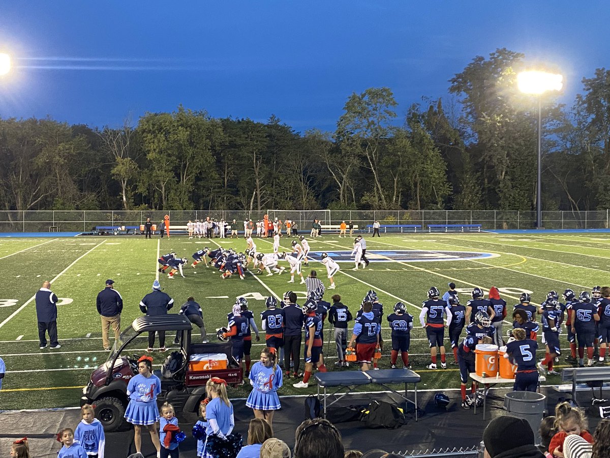 HMS_MrsTurk's tweet photo. Amazing celebration in Burrell tonight! Sickle Cell Awareness, Mini Cheer Night, Great Band Performance, and a Burrell Football win! #VictoryCircle https://t.co/R0xah7Y8x6