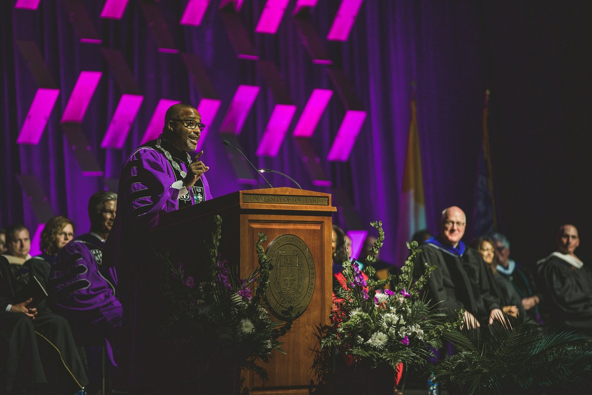 The University of Portland has officially inaugurated Dr. Robert Kelly as the 21st President! 🎉

A special thank you to all of our speakers, as well as our students, faculty, staff, and members of the UP community who helped create such an amazing event.