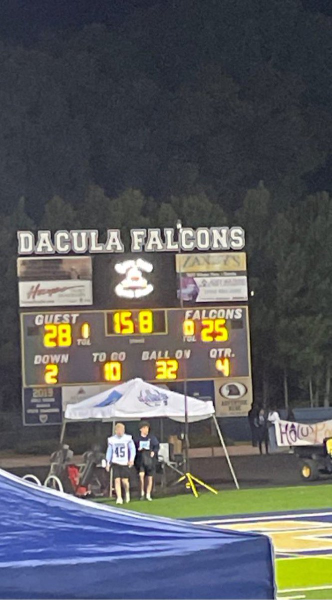 denmarkdanes's tweet photo. Big win tonight!!! #hococrashers #BDD #thedanesarehot https://t.co/vmlscsyo9P