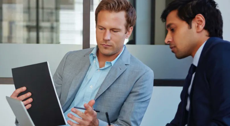 EvanKirstel's tweet photo. In minutes provision enterprise-grade #B2B connectivity with rock-solid #privacy and security. Plus, you’ll lower costs by up to two-thirds compared to #MPLS and #SDWAN. 
https://t.co/yT8DGd0raL  
#LiveAtGraphiant #GraphiantAmbassador @GraphiantHQ #CIO #CSO #CISO #CEO https://t.co/XZDdGwLzy8