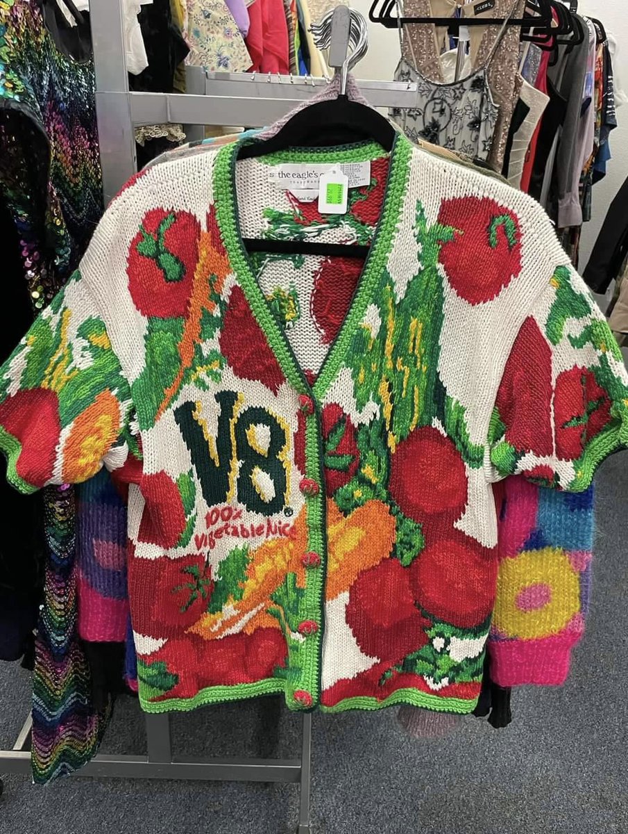 emily_murnane's tweet image. So mad I don’t own this