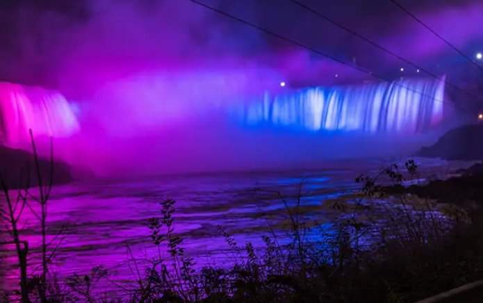 niagara falls lit up with bisexual lighting for last year's #BiVisibilityDay