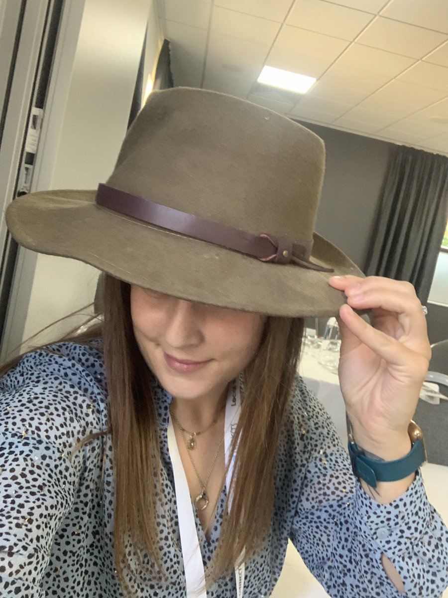 EmTomkinson66's tweet photo. Big Local Connects event in Nottingham connecting and engaging with lots of big local areas around the country.
Gathering ideas and sharing. 
Here’s to day 2.
Let’s get inspired. #localtrust #biglocal #inspiration https://t.co/UavFBs6ejL