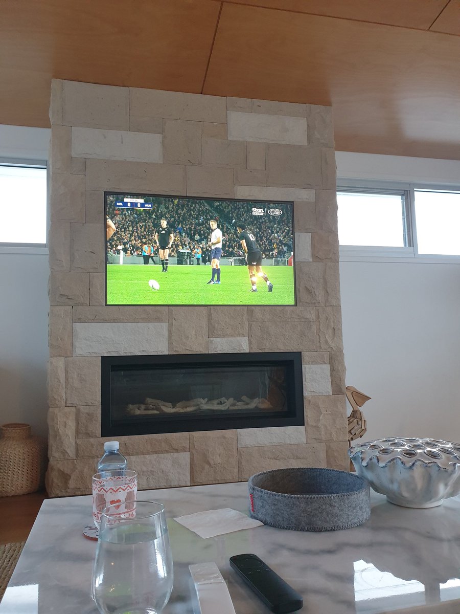 Ren__1976's tweet photo. Code swap before the next one #Rugby #NZLvAUS https://t.co/U5p4TtIAAx