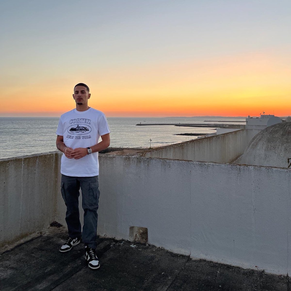 mikebenjaminzz's tweet photo. @crtzrtw @CLINT419 drop some #corteiz in 🇵🇹 https://t.co/8WzbOStmno