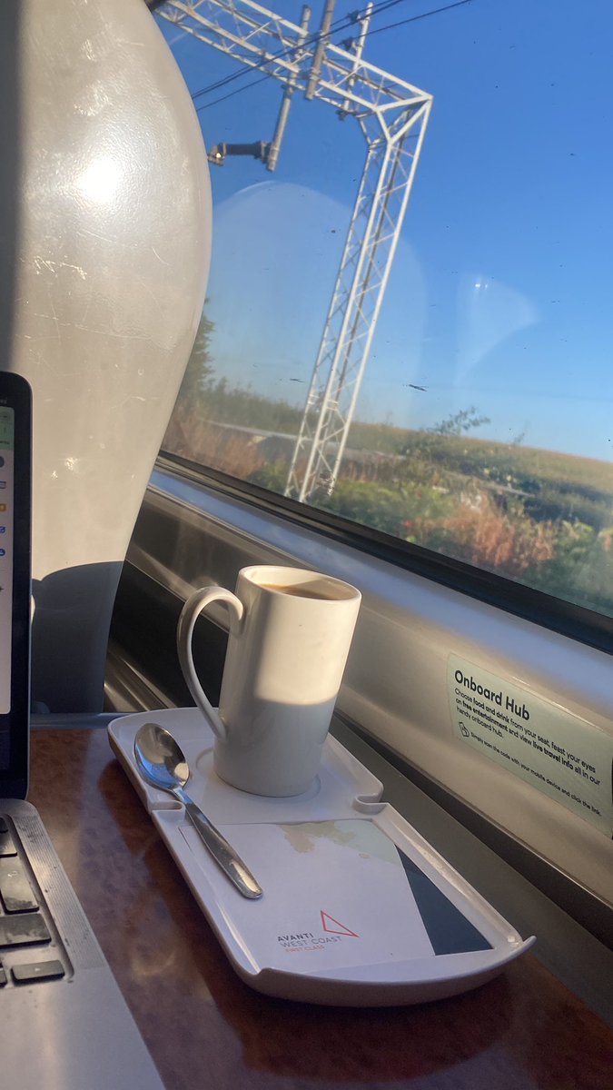 benparkerx's tweet photo. What a wonderful way to start the weekend. Zooming up north, full English eaten and copious amount of coffee in @AvantiWestCoast first class. 💅🚝 https://t.co/egWRuSmSlv