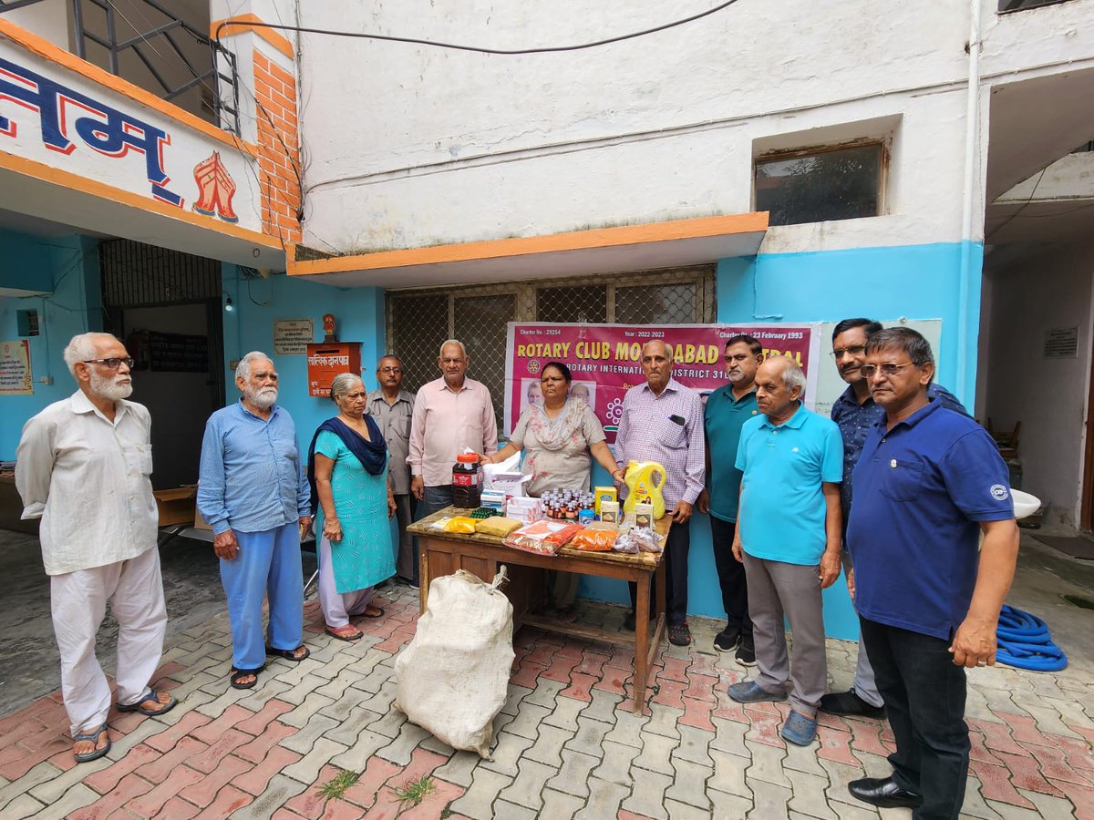 ClubMoradabad's tweet photo. रोटरी क्लब मुरादाबाद सेंट्रल द्वारा आज वैदिक वानप्रस्थ आश्रम, मुरादाबाद में सेवा कार्य किया गया जिसमें तरह-तरह की दवाइयां, रसोई में इस्तेमाल के मसाले, देसी घी, तेल, रिफाइंड आयल, हवन सामग्री, आदि वस्तुएं प्रदान की गई कार्यक्रम में मुख्य रूप से अरविंद शर्मा राजकुमार गुप्ता राजीव https://t.co/0aU185t5fv