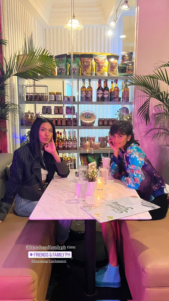 beautiful ladies

#LouYanong