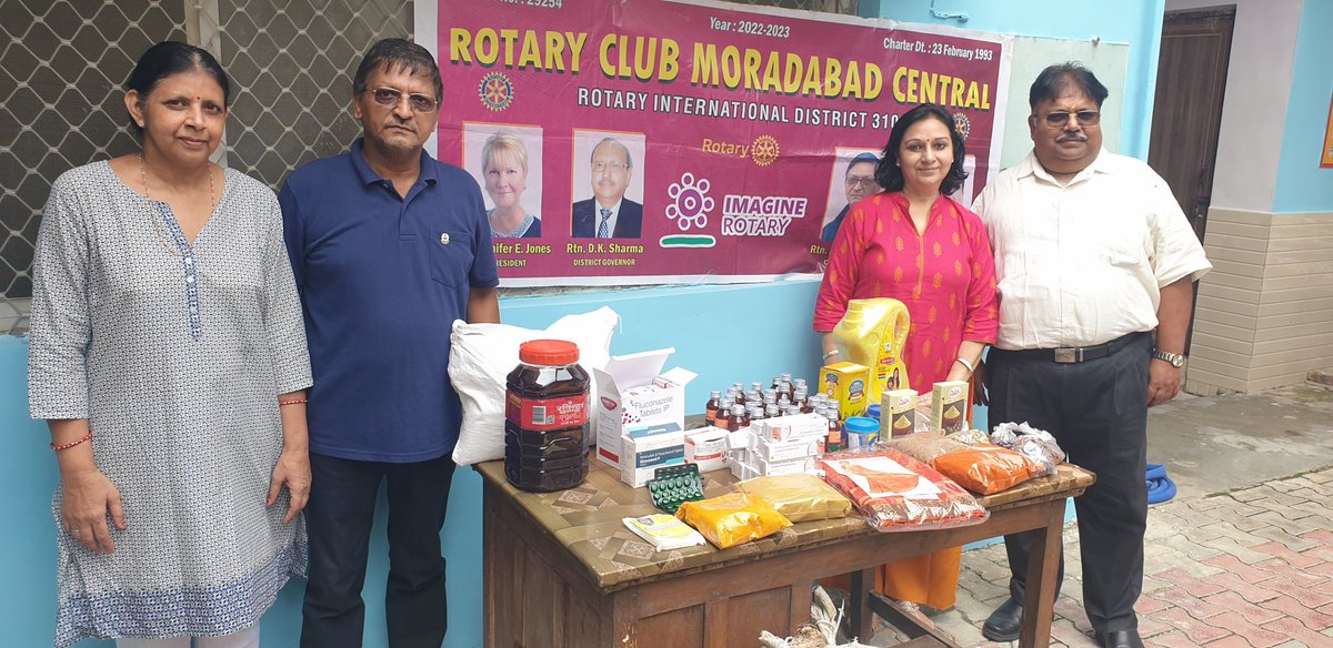 ClubMoradabad's tweet photo. रोटरी क्लब मुरादाबाद सेंट्रल द्वारा आज वैदिक वानप्रस्थ आश्रम, मुरादाबाद में सेवा कार्य किया गया जिसमें तरह-तरह की दवाइयां, रसोई में इस्तेमाल के मसाले, देसी घी, तेल, रिफाइंड आयल, हवन सामग्री, आदि वस्तुएं प्रदान की गई कार्यक्रम में मुख्य रूप से अरविंद शर्मा राजकुमार गुप्ता राजीव https://t.co/0aU185t5fv