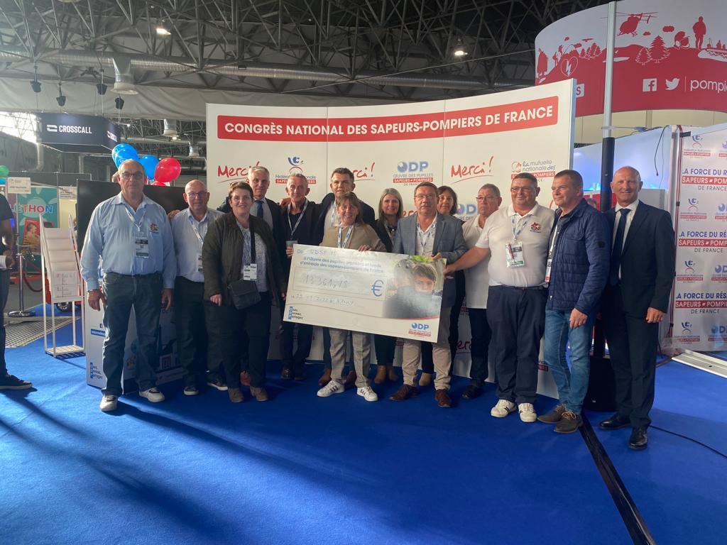 UnionPompiers18's tweet photo. La délégation des Sapeurs-Pompiers du Cher présente au @cnspf2022 à Nancy 
Moments essentiels dans la vie de notre réseau associatif @PompiersFR en toute camaraderie et solidarité 💪
@SDIS_18 @departement_18 @Prefet18 https://t.co/04tgZNIpIh