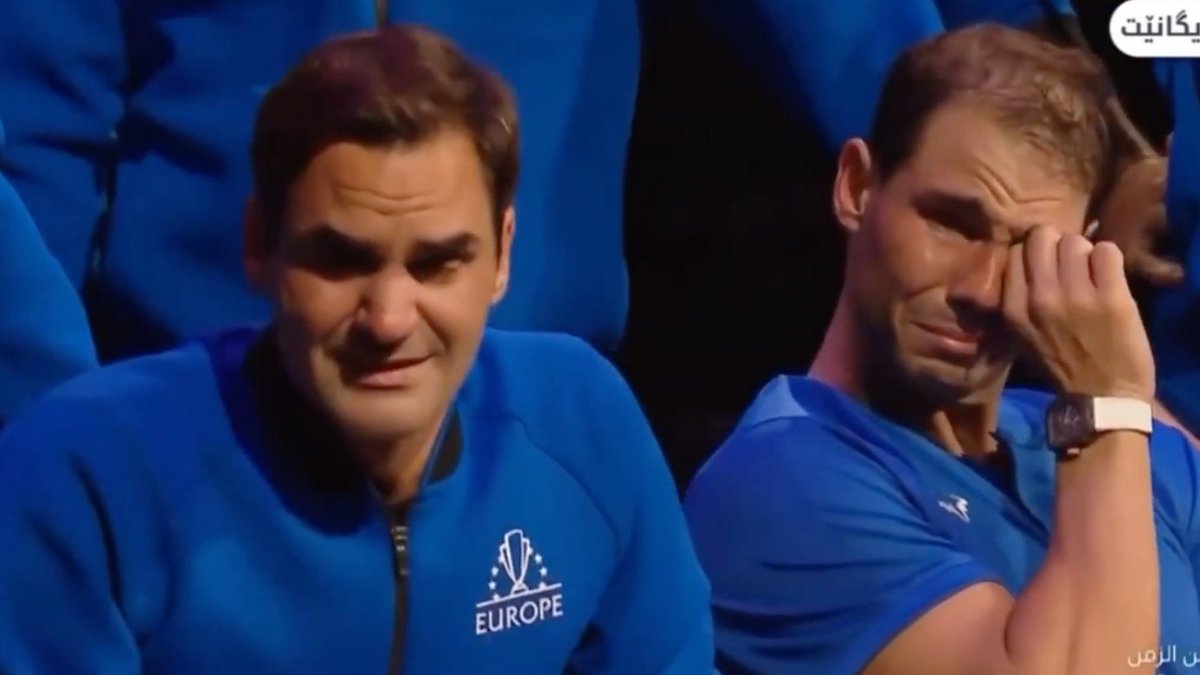 ImAmit23's tweet photo. An amazing Era comes to an end! Pic depicts all-when your biggest rival cries for you .Amazing Sportmanship #speechless #RogerFederer #GOAT𓃵 #wemissyouRF #TennisChamps https://t.co/Gh6aM34oT1