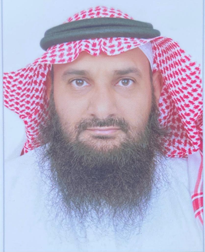 moltaqa37's tweet photo. يتقدم ملتقى شعراء جازان بوافر التهنئة  للأستاذ عاصم بن محمد  سحاري @asimsahary بمناسبة ترقيته الاستثنائية من المرتبة السابعة إلى التاسعة على وظيفة (أخصائي باحث قضايا ممارس أول) بعد رئاسة وحدة تدقيق العمل في إمارة الباحة أعانه الله ووفقه لخدمة دينه ووطنه.
#اليوم_الوطني_السعودي_92 https://t.co/3xqMynwuVD