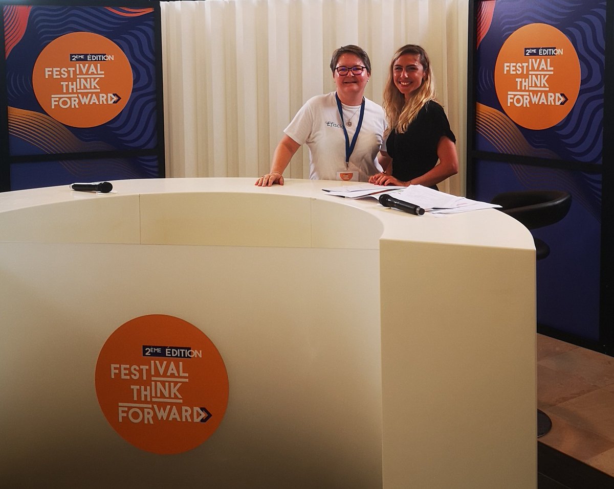 GaelleMOURAD's tweet photo. Faire une interview vidéo en direct ?
C'est fait !
Pour @Efiscia sur le FESTIVAL THINK FORWARD à la Baule.
Merci à Julie FIORE pour cet exercice !
#data #accompagnerlestransformations #IA #vosdonneesontdelavenir https://t.co/Z2yD35AtIU