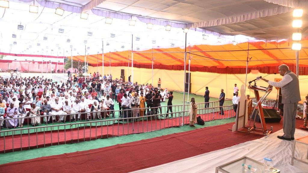 VPIndia's tweet photo. Our Freedom struggle was not only a political movement but a socio-cultural resurgence as well. It was a call for social unity and political freedom. @HSSOffice https://t.co/SoPbX3w3bh