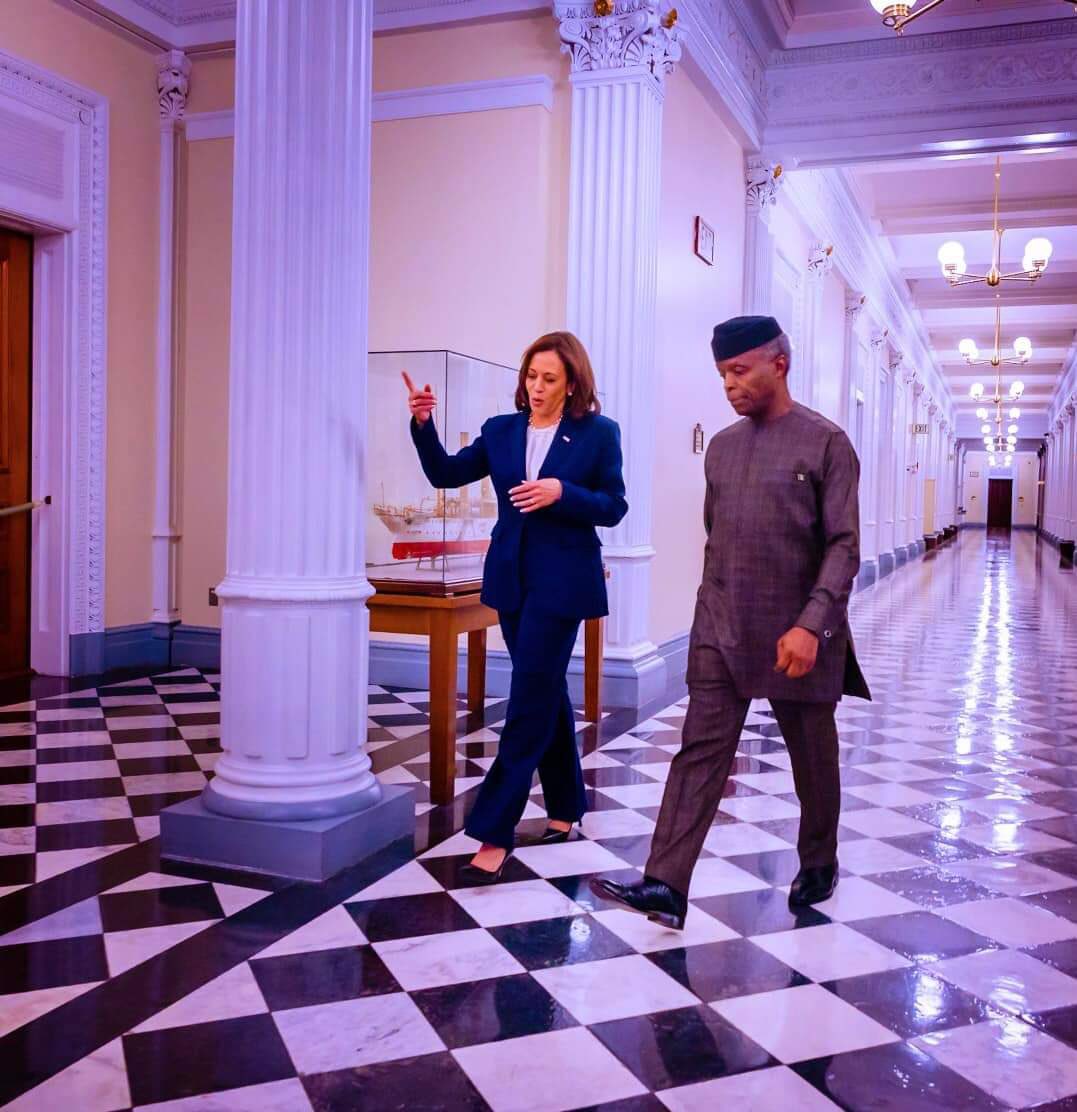 SucessTayo's tweet photo. Won Binu Omo Ologo 7G.

Bitterness has obliterated every single bit of their common sense. 
It’s not my fault I just can’t stop love this man. 

I’m for #Osinbajo , I stand with #Osinbajo bcoz I’m #Osinbajonated https://t.co/ZxS0c39GR5