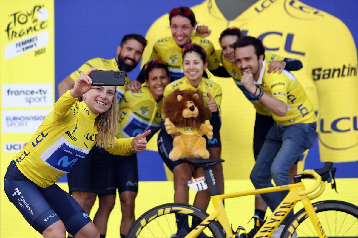 Movistar_Team's tweet photo. 1️⃣ El Giro Donne 💓
2️⃣ El Tour Femmes 💛
3️⃣ La Vuelta Challenge ❤️
4️⃣ El Mundial de ruta 🌈

🃏 PÓKER 🃏

#MiekItHappen | @AvVleuten 

#Wollongong2022 

📸 @SprintCycling https://t.co/7TU4JfxZEX