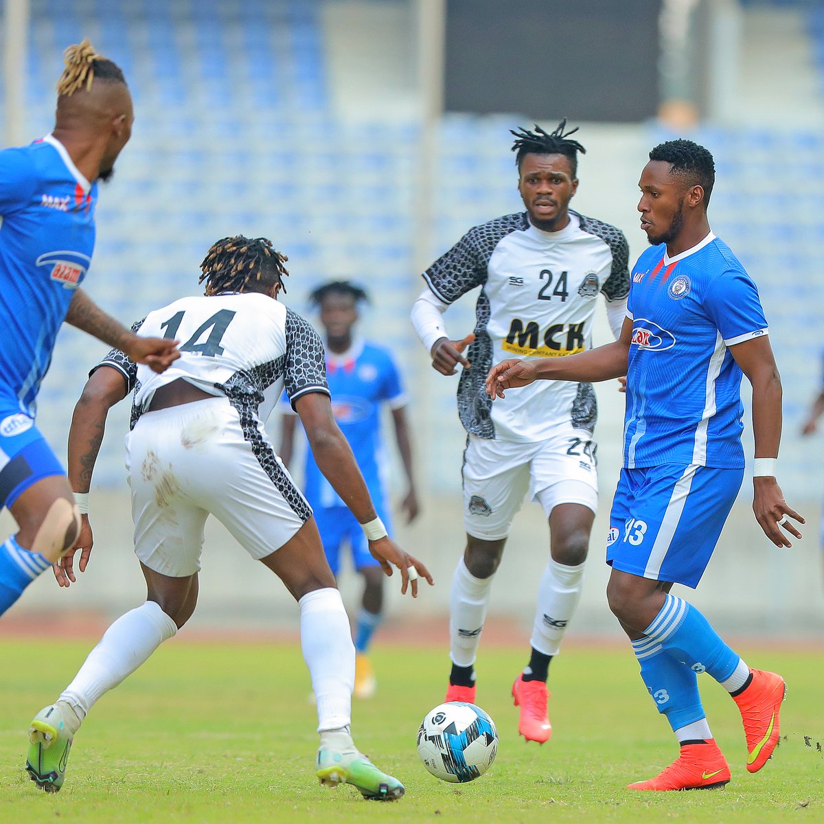 azamfc's tweet photo. Happy Weekend!😃

#weareazamfc #timuborabidhaabora https://t.co/T1mayDAV7X