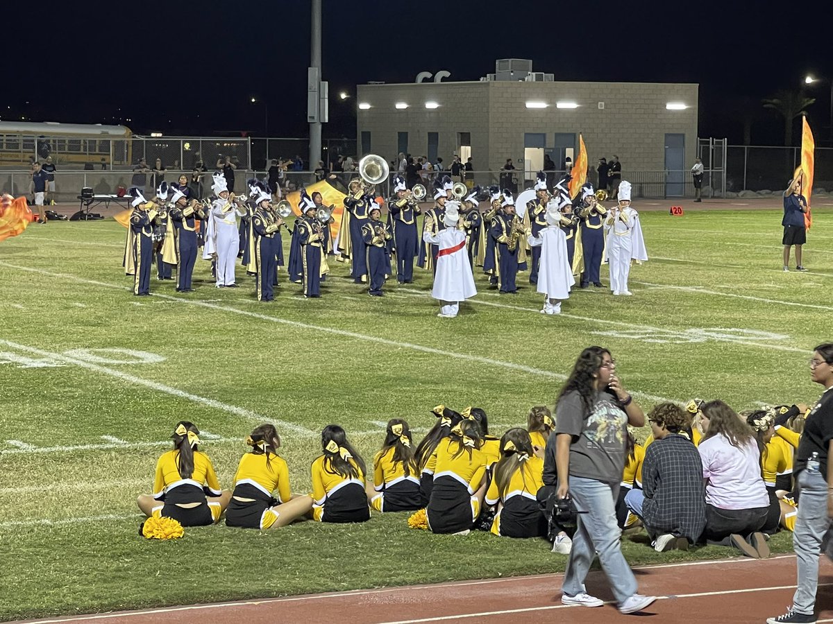 S_Pendergraph's tweet photo. ##DHSHSStrong Golden Eagle Band firing up the crowd at Homecoming https://t.co/RHb4fse3Dc