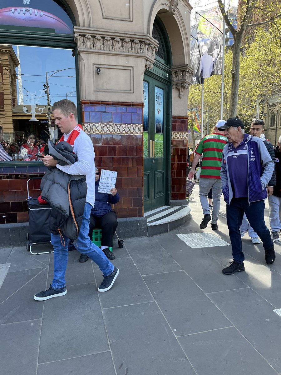 Can_Crusader's tweet photo. No one looking forward to @afl grand final more than @RandomSouthsGuy https://t.co/RR3KkeJAm5