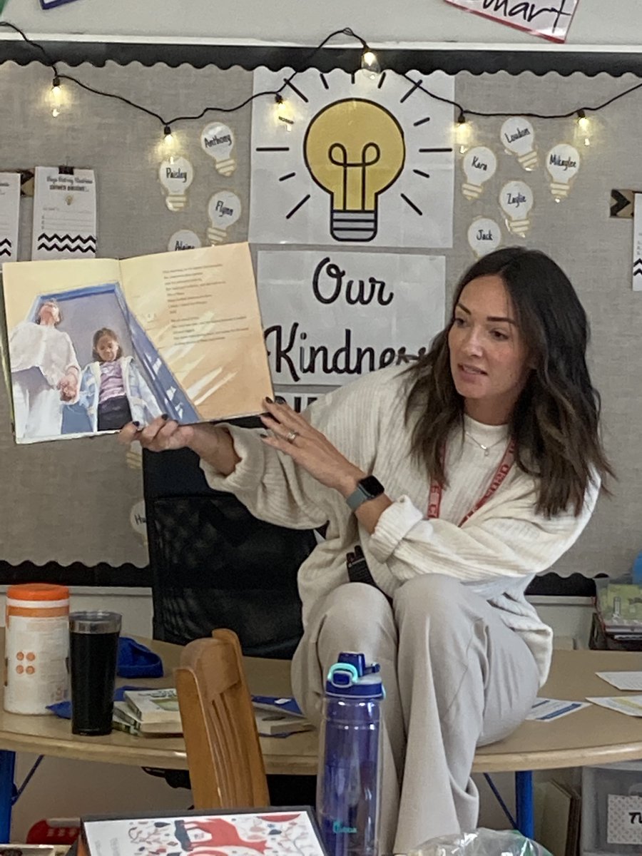Look who stopped in our class today. Thank you ⁦<a href="/EmmaKMcGuire/">Emma McGuire</a>⁩ for reading to our class. Your kindness radiates!