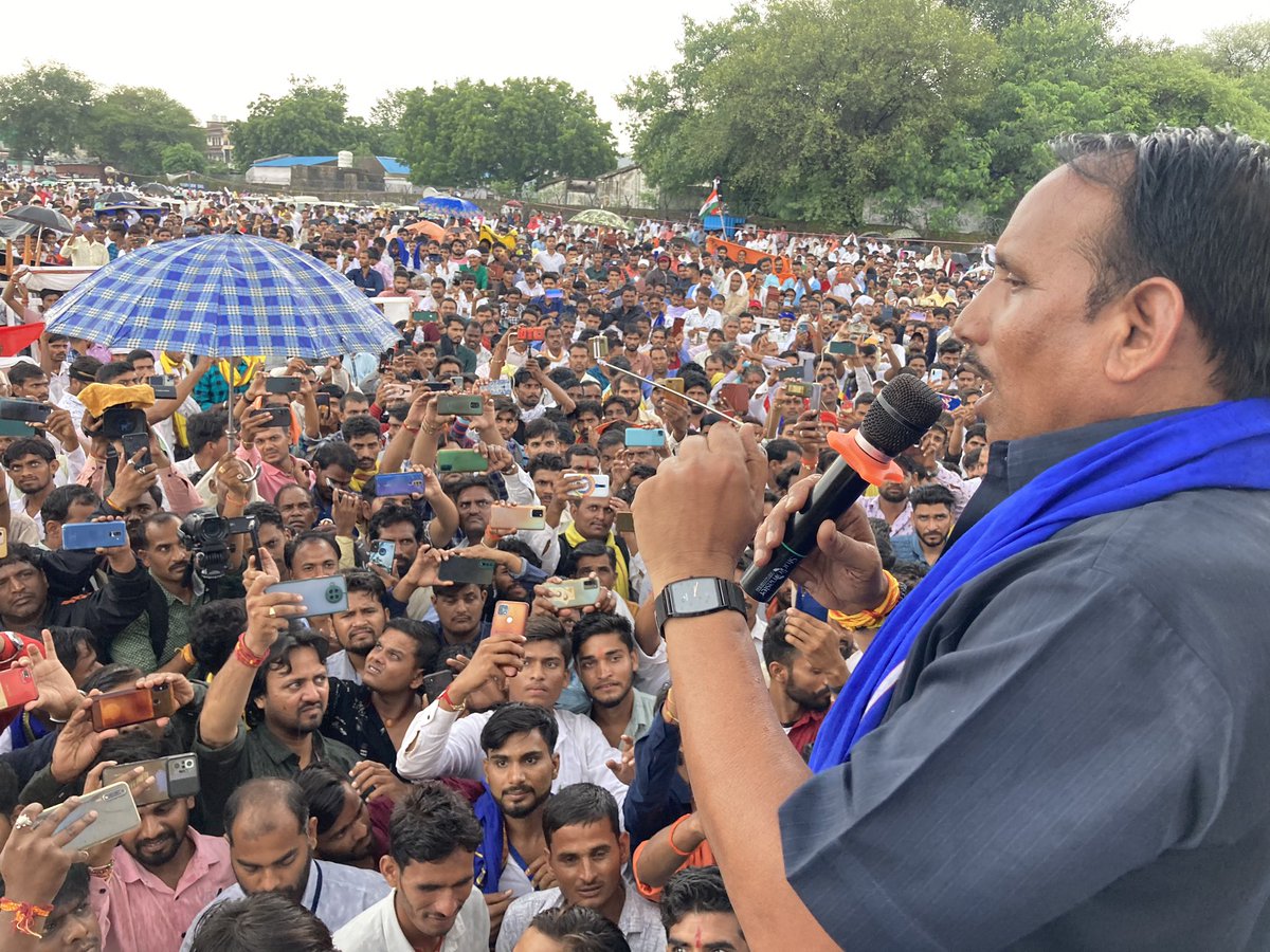 Rp_lodhipawai's tweet photo. #OBC_महासभा का असर 100 विधानसभा सीटों पर है #st_sc_लोधी_गुर्जर_कुर्मी #कुशवाहा_पाल_यादव_सेन समाज तेजी से #ओबीसी महासभा से जुड़ रहा है 29 लोकसभा सीटों में से 20 सीटों पर ओबीसी वोट निर्णायक भूमिका में है 18 की तरह 23 का चुनाव नही होगा कुछ बदलने वाला है @ChouhanShivraj @OBCARMYCHIEF https://t.co/MjMYDKKfMg