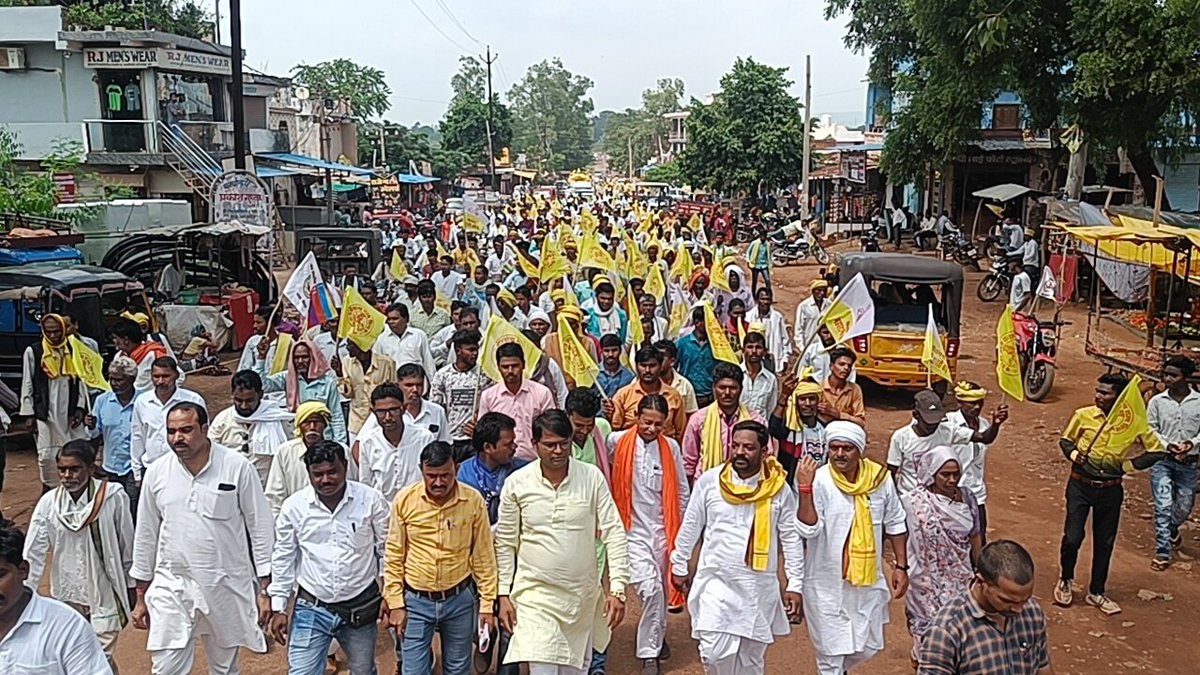 Rp_lodhipawai's tweet photo. #OBC_महासभा का असर 100 विधानसभा सीटों पर है #st_sc_लोधी_गुर्जर_कुर्मी #कुशवाहा_पाल_यादव_सेन समाज तेजी से #ओबीसी महासभा से जुड़ रहा है 29 लोकसभा सीटों में से 20 सीटों पर ओबीसी वोट निर्णायक भूमिका में है 18 की तरह 23 का चुनाव नही होगा कुछ बदलने वाला है @ChouhanShivraj @OBCARMYCHIEF https://t.co/MjMYDKKfMg