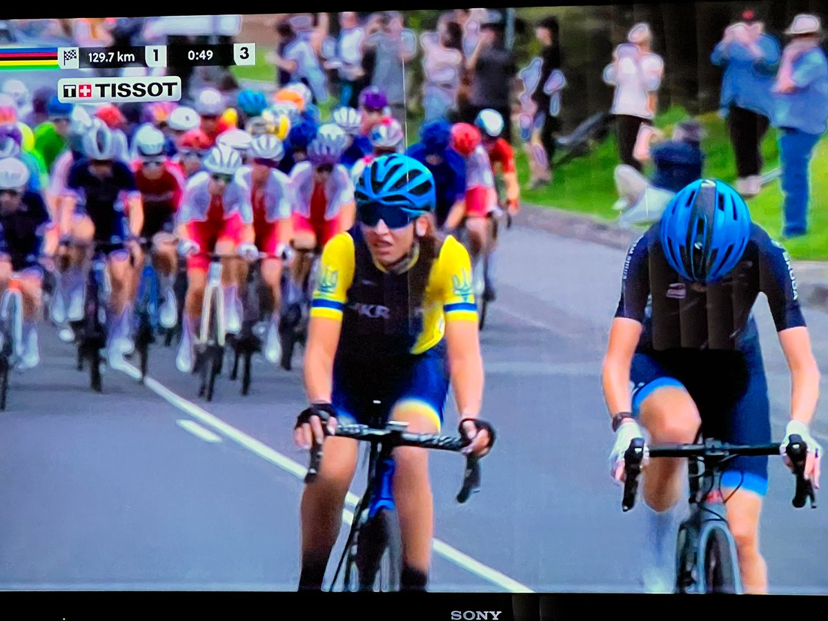 Three Ukrainian riders are on bikes borrowed from Trek Australia employees after theirs went missing. Yes, the staff lent the riders their personal bikes. #Wollongong2022