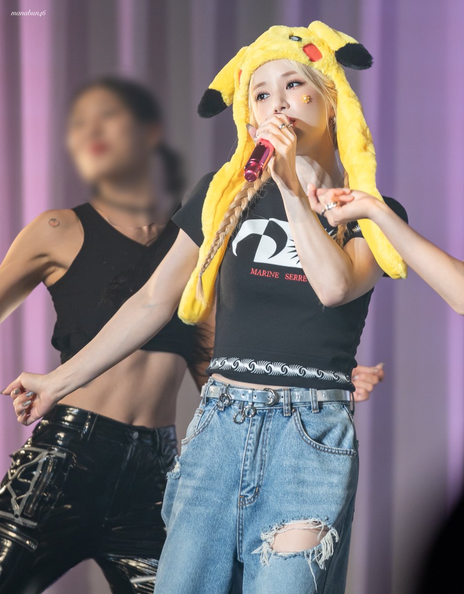 220923 Apink CHOBOM Fanmeeting in Japan ‘Framily’ チョロン
#에이핑크 #Apink #Chobom
#박초롱 #Chorong <a href="/Apinkpcr/">박초롱</a>