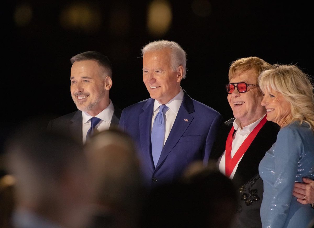 It was an honour to perform @whitehouse and be presented by President @JoeBiden with the National Humanities Medal for my contribution to music and the work through @EJAF to end AIDS! We’ve reached over 100m people with HIV and we couldn't have done it without our supporters❤️