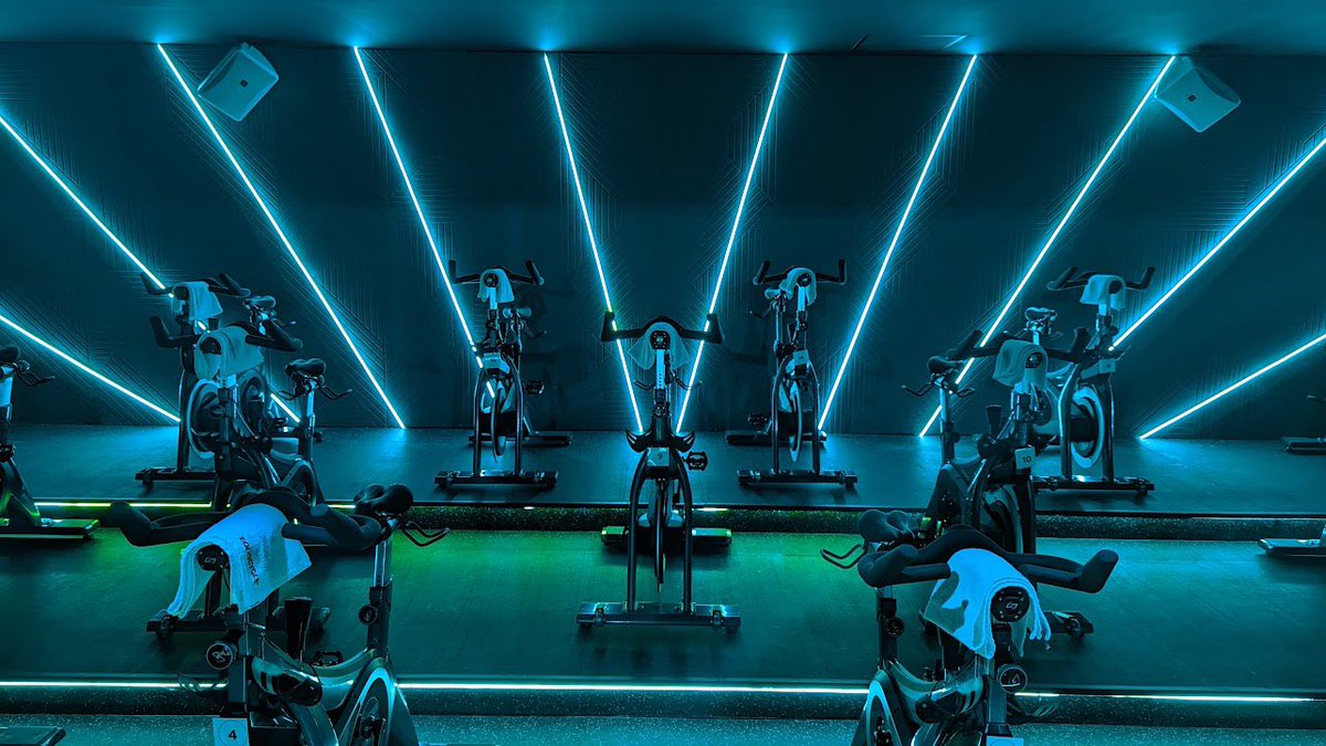 luisrobertomp's tweet photo. Esta semana entregamos el proyecto de Zolid Cycle. Un excelente proyecto. Échense la vuelta y tomen muchas fotos. Gracias a todos los involucrados en la ejecución, en especial a las diseñadoras @Rebecayv + @DanielaJayme, y a nuestra líder de proyecto: @berthaborboa.

⚡️⚡️ https://t.co/gNJZ6s7MzW
