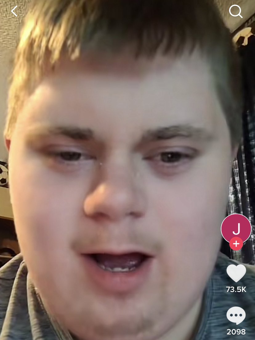 azlebarstool tweet media