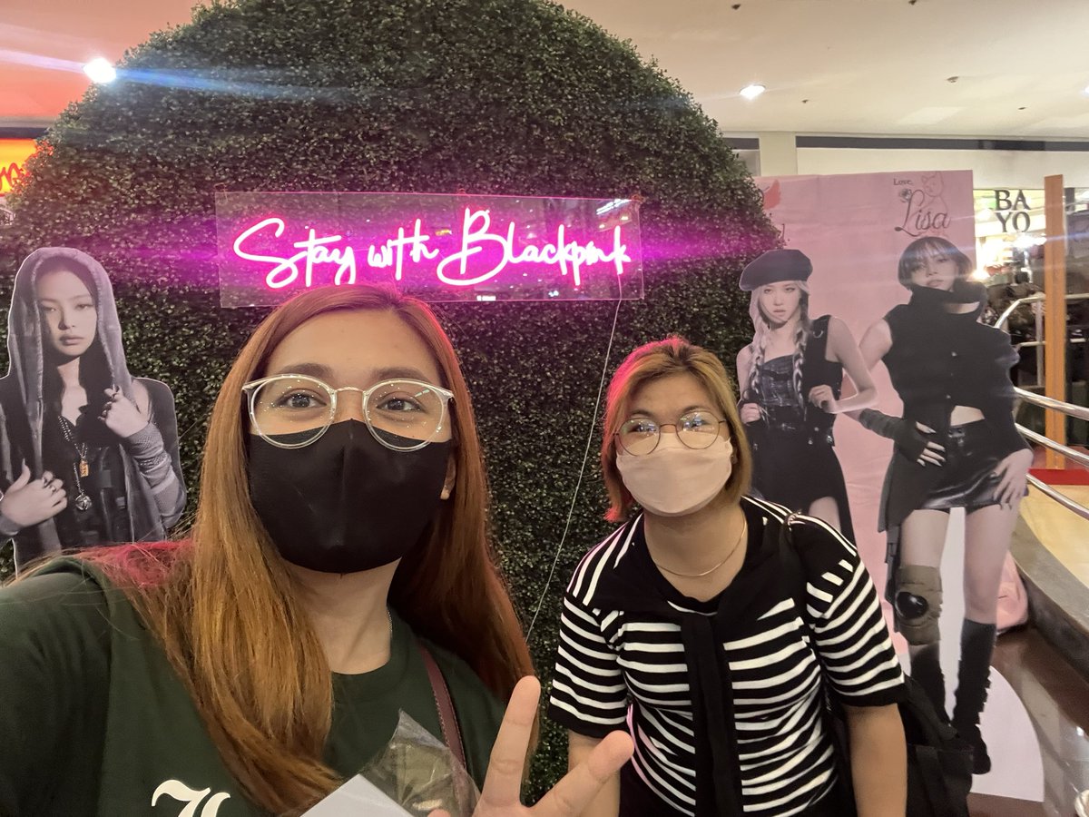 Ariellejoyadela's tweet photo. #BlinkFiestaAtMarketMarket https://t.co/bXQyxXtA2V