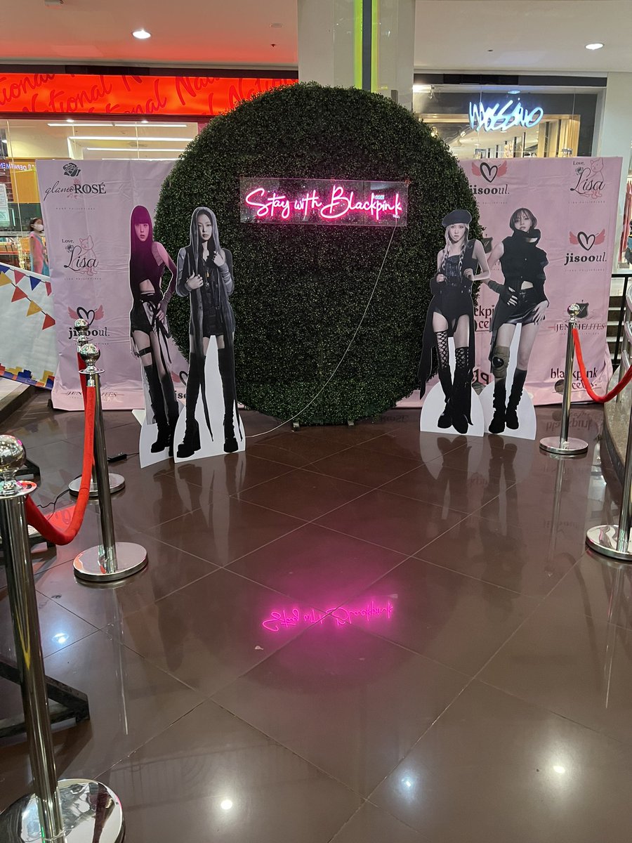 Ariellejoyadela's tweet photo. #BlinkFiestaAtMarketMarket https://t.co/bXQyxXtA2V