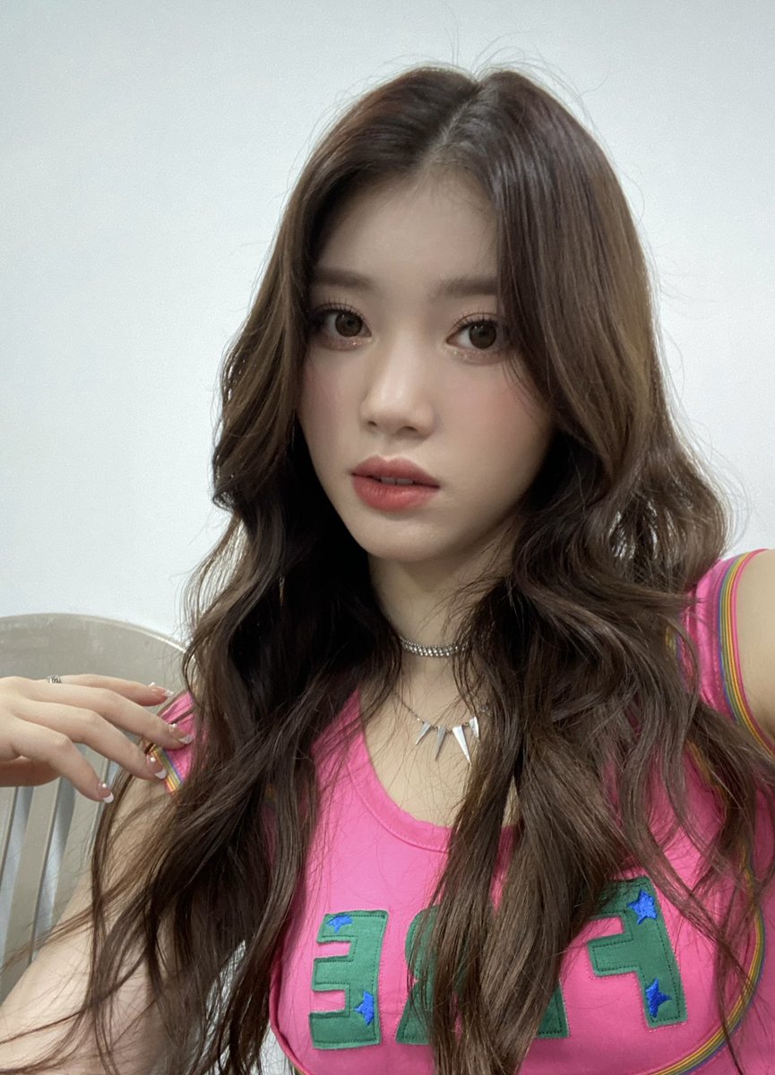 xiaotimng's tweet photo. last night live concert dump—or i must say impromptu backstage pass photos have been seized unexpectedly marvelously to the point the idea of disclosed them at this hour would be one of the reason why smile latched on your lips all day! ❤︎ https://t.co/zV6AA5G5Qn