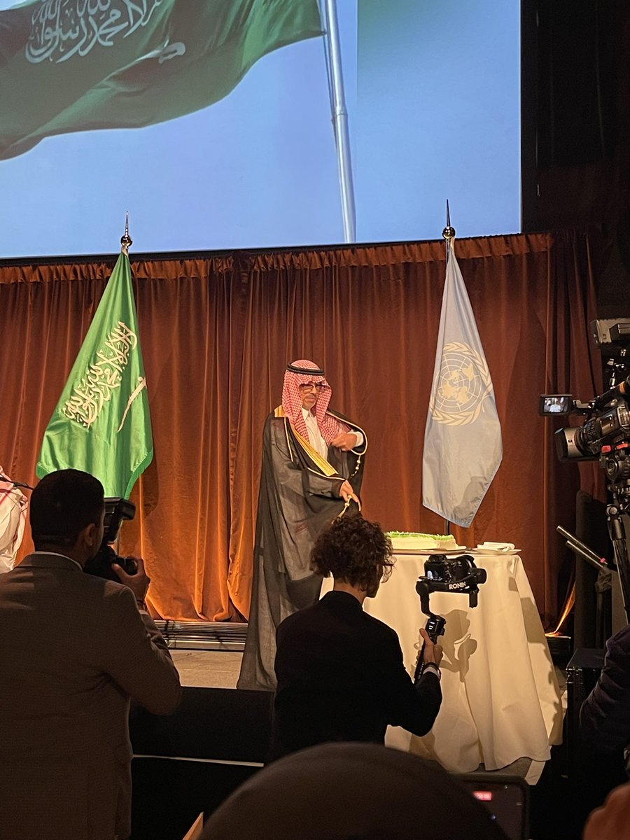 lingao623's tweet photo. 🇸🇦Great #SaudiNationalDay2022 celebration today @ksamissionun 
#هي_لنا_دار٩٢ #اليوم_الوطني_٩٢ #VISIONS2023 https://t.co/5f4a5p7gV9