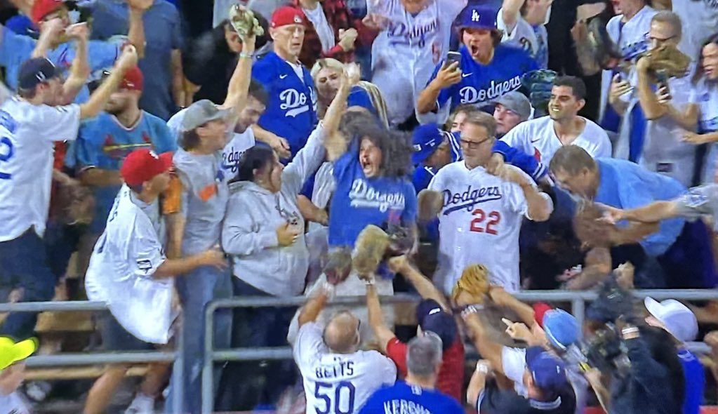 AustinPlanet's tweet image. For anyone wondering who caught it.