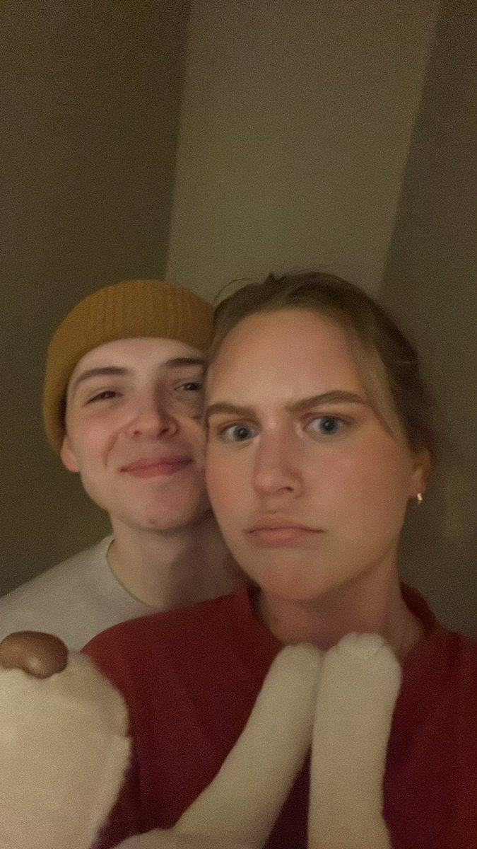 miamimercury's tweet photo. oh yeah i’m 22 now and i have a boyfriend!!! this is hayden!!! https://t.co/AdEy95ft6U