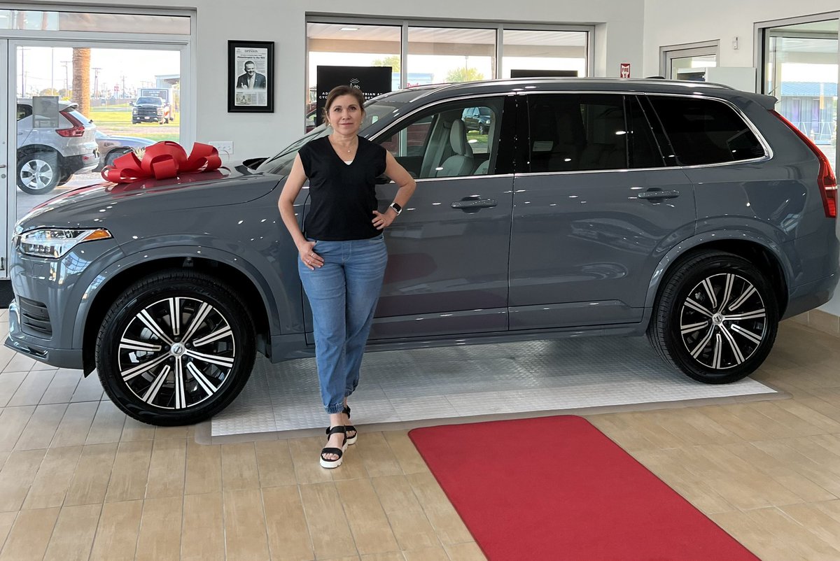 hilda1213runner's tweet photo. God is Great!!! Loving my New 2023 Volvo XC90 💗 https://t.co/OKv67bEMmu