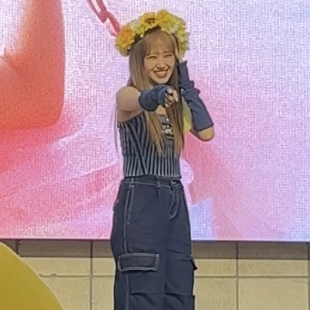 – makestar fansign 220923 [#유정] ✧