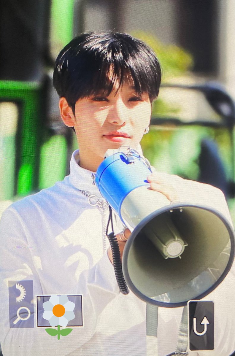 BD96_'s tweet photo. 220924✿음중 미팬 pre
#oneus #원어스 #seoho #서호 #이서호 #ソホ https://t.co/sy174Ls8Ho