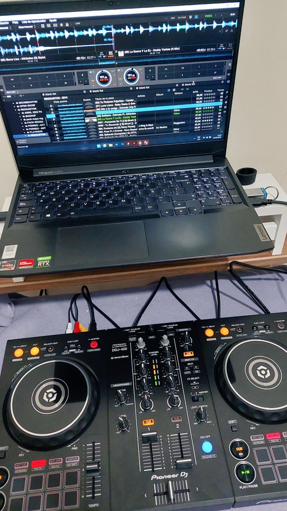 unpoetasobrio's tweet photo. Se regresa?
Se regresa
#DJNeo 😎
La vieja escuela está de vuelta. https://t.co/QcGdRydioa