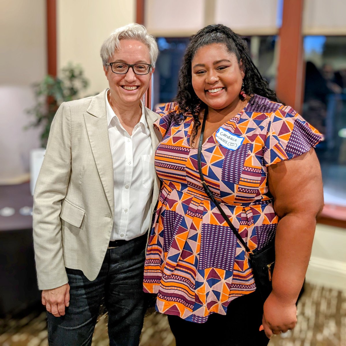 candaceforpdx's tweet photo. I'm voting for @TinaKotek because:
✅ She's a problem solver who knows the answer to HOW is YES
✅ Her progressive record speaks for itself
✅ We need true collaborative leadership to move our state into the future

Join me on #TeamTina by signing up to canvass and donating! 👏🏾✊🏾 https://t.co/C70XRVgmPe