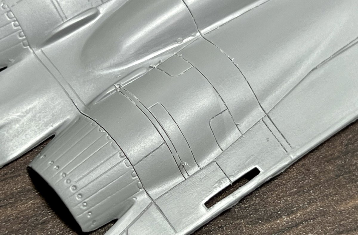 ogu512bb's tweet image. #ICMmodels 1/72
#MiG29
#GHOSTOFKYIV

決してヨレた凹モールドではないんだけど、気持ちシャキッとさせたくて追いスジボリ。

呼吸を整え心を落ち着かせ精神は指先に集中し、無心でスジボリをなぞる。

ほぼ写経やないか。