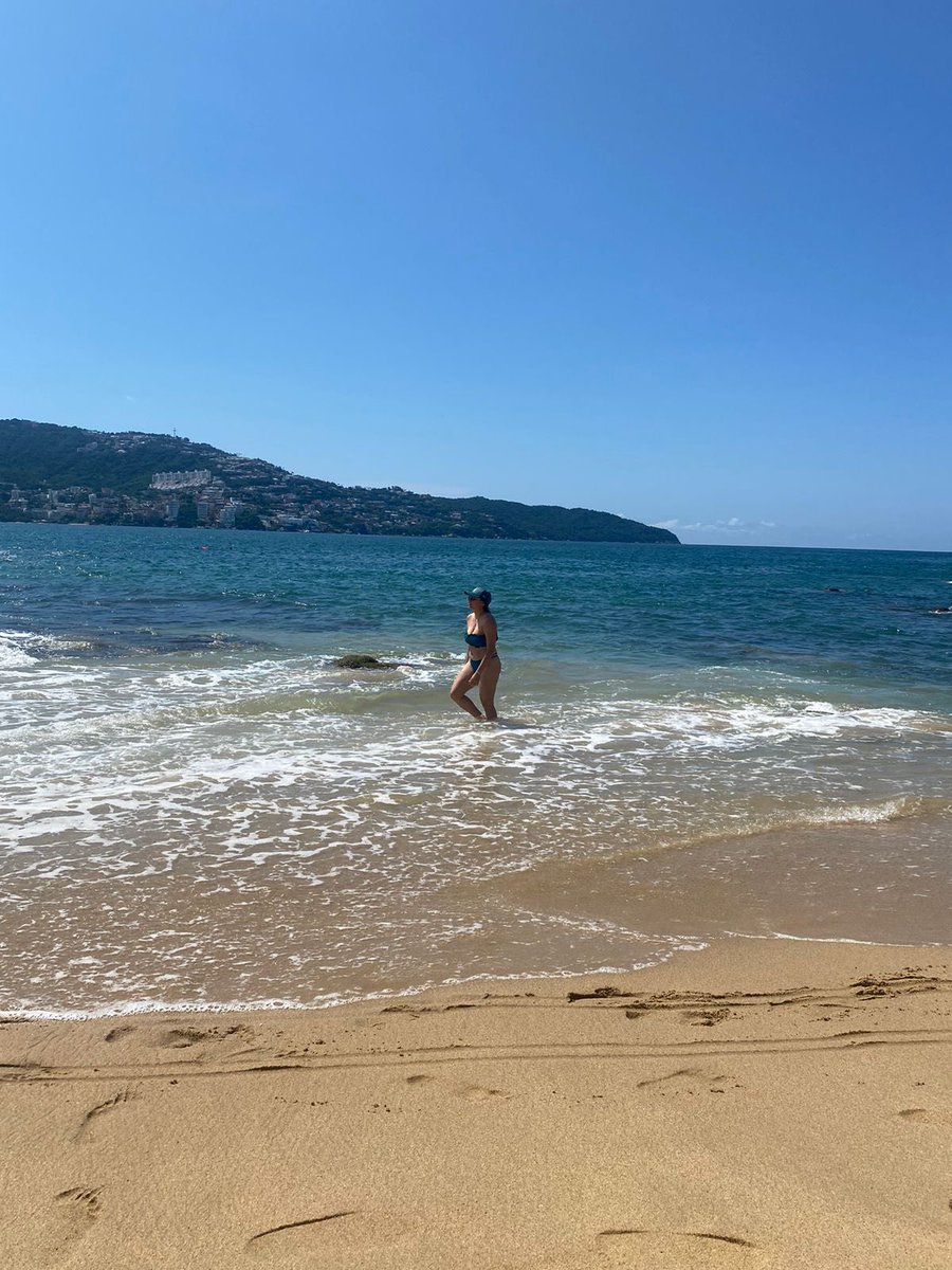 evaaVR's tweet image. No me quiero ir sr. Stark