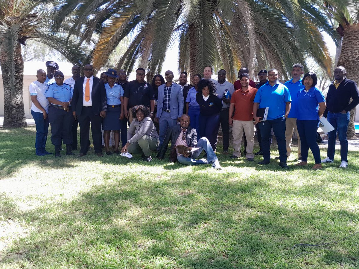 tkccorridor's tweet photo. TKCS together with WBCG and NamRA had a stakeholder consultative meeting yesterday to deliberate on solutions for recent border congestion at the Trans Kalahari border. Progressive solutions were made including random scanning of trucks and increase of staff compliment. https://t.co/iR7yZ0ArdB