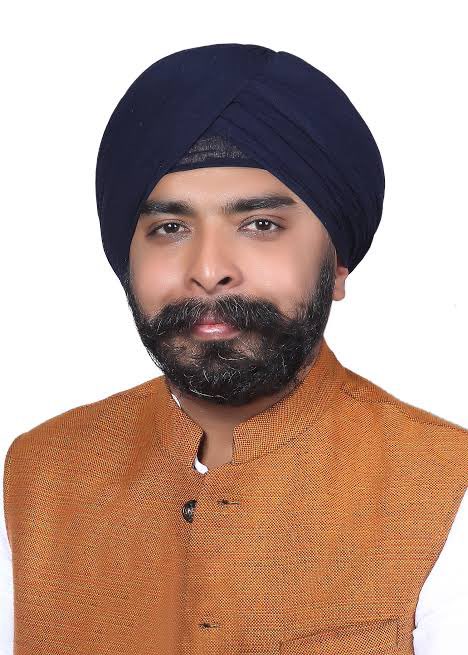 desaipranjalbjp's tweet image. @TajinderBagga जी को जन्मदिन की बहुत बहुत बधाई व हार्दिक शुभकामनाएँ।