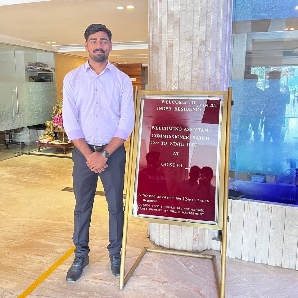 Chetan0875's tweet photo. #NewProfilePic https://t.co/5MRyc5pijo